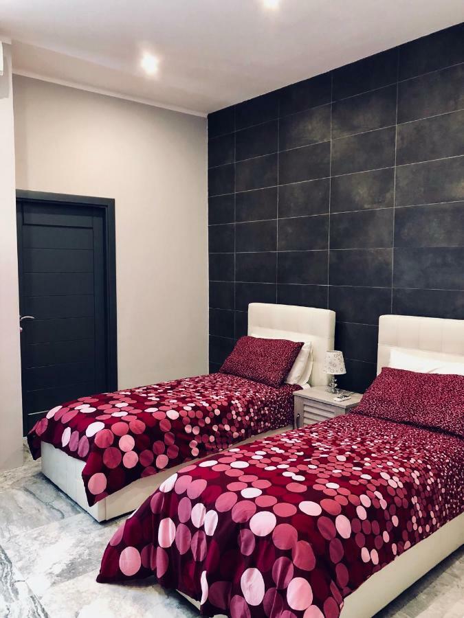Holiday Townhouse In Sliema Centre المظهر الخارجي الصورة