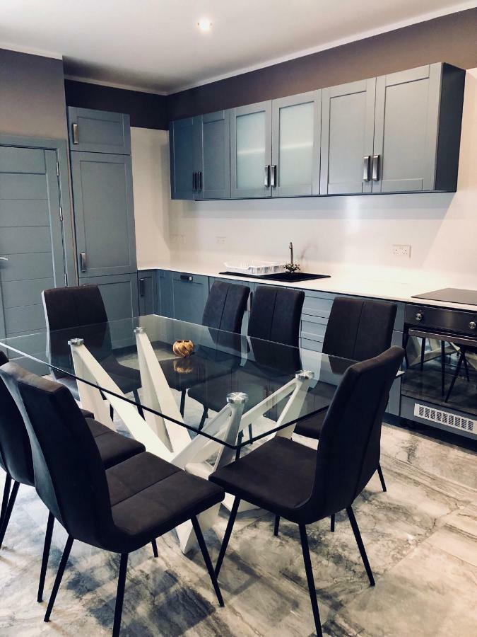 Holiday Townhouse In Sliema Centre المظهر الخارجي الصورة